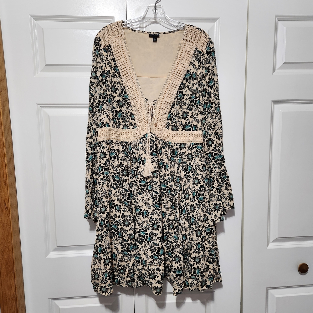 Torrid Cream and Black Floral Blouse